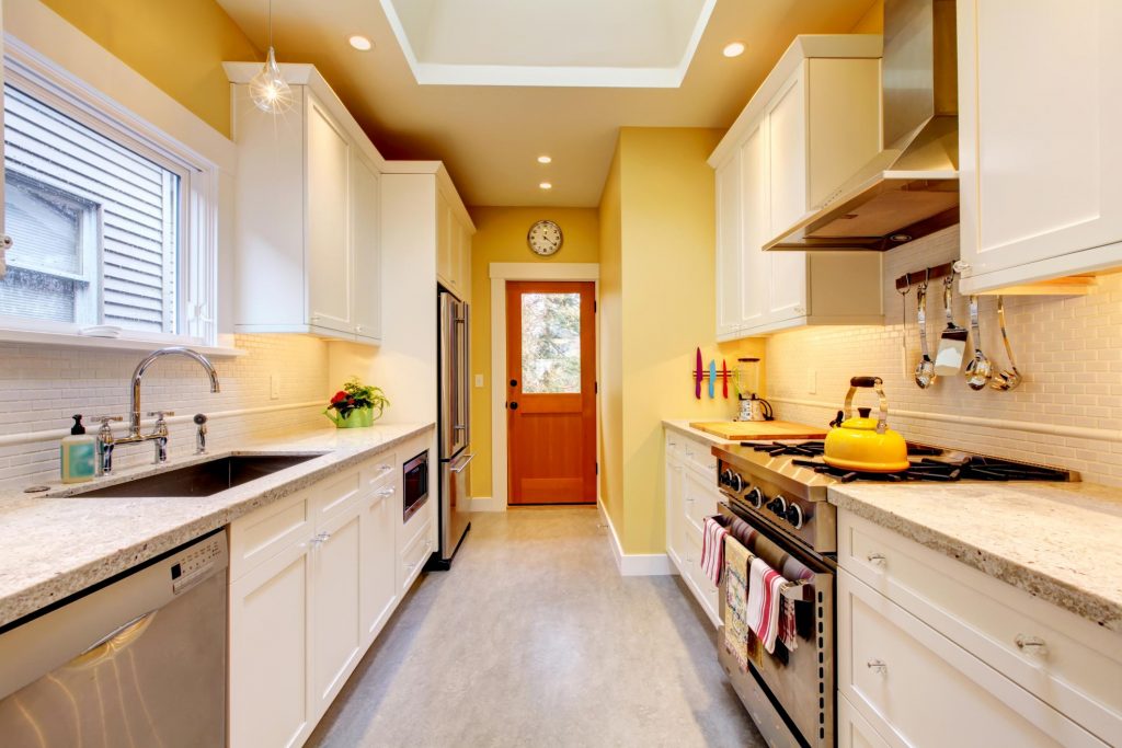 Hamilton Kitchen Renovations | Custom Cabinetry | Kitchen Remodel